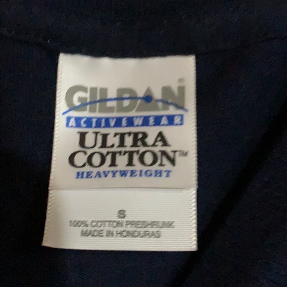 Holiday tee shirt - Picture 4 of 4
